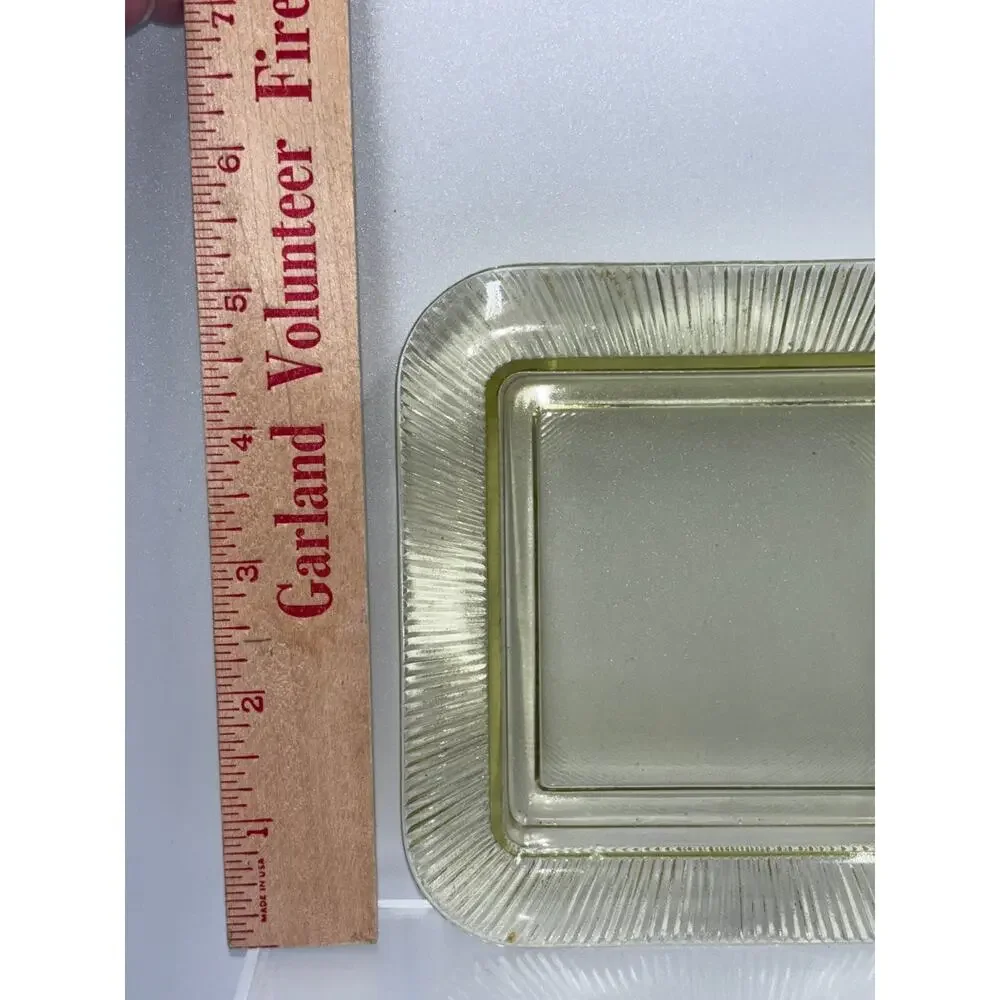 Vintage Uranium Yellow Glass Square Dish Ribbed Vaseline Glows Ribbed Border